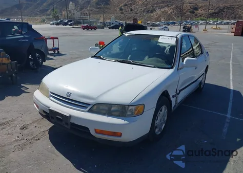 1995 Honda Accord Lx/Ex из США, поврежденный, VIN 1HGCD5636SA101350